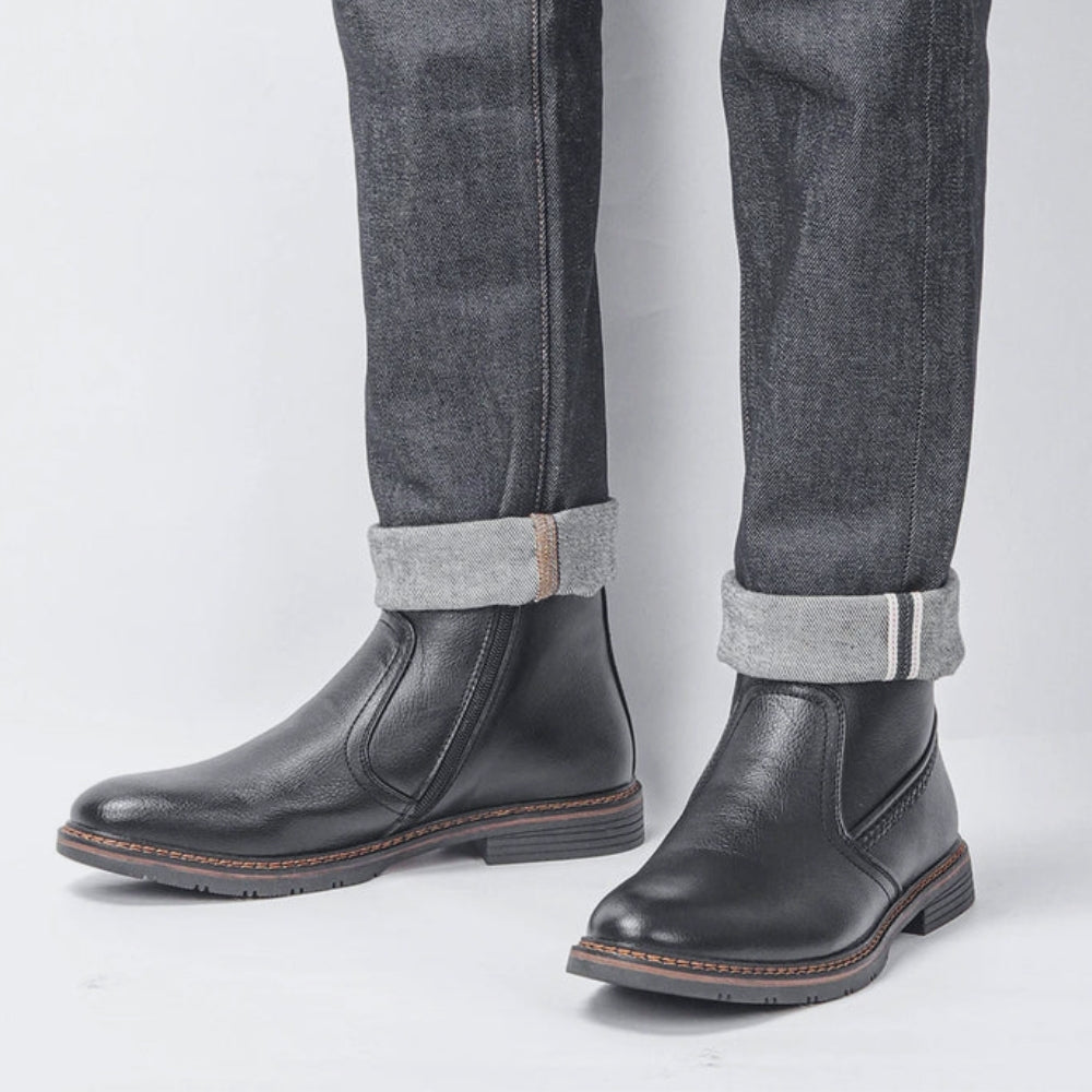 Zarix | Leather boots with lined interior